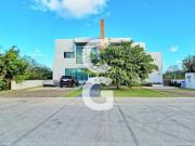 Casa en Venta en Cancun en Residencial Country Club...
