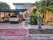 Casa en Venta en Cancun en Residencial Lagos del Sol con...