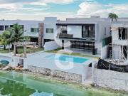 Casa en Venta en Cancún en Residencial Lagos del sol...