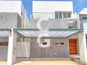 Casa en Venta en Cancun en Residencial Rio con Amplio...