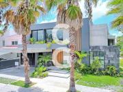 Casa en Venta en Cancun en Residencial Villa Magna con...