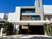 CASA EN VENTA EN CANCUN RESIDENCIAL AQUA