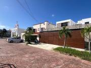 CASA EN VENTA EN CANCÚN. SM 17