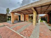 casa en venta en canelon. Cod V5778