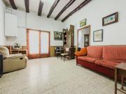 Casa en venta en Canyelles. Una de las primeras casas de...