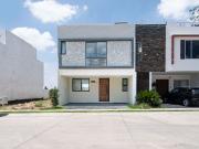 Casa en Venta en Capital Norte, Zapopan