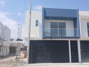 Casa en Venta en Capultitlán, Toluca | 5 Recámaras |...