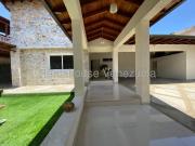 Casa en Venta en Caracas Cumbres de Curumo Distrito...