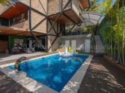 Casa en Venta en Caracas Los Naranjos del Cafetal... Casa en Venta en Caracas Los Naranjos del Cafetal...