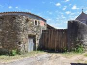 Casa en venta en Carballo. Casa de piedra para...