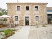 Casa en venta en Carballo. Casa de piedra rehabilitada....