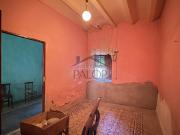 Casa en venta en Carcaixent. Gran casa con patio y...