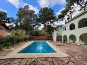 Casa en venta en Carilo