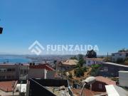 Casa en Venta en Carlos Lyon