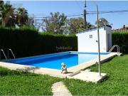 Casa en venta en Carmona. Chalet en venta en Pino...