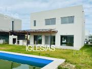 Casa en venta en Carpinchos, Nordelta
