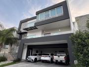 CASA EN VENTA EN CARRETERA NACIONAL