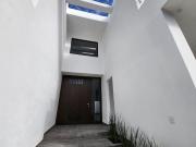 Casa en Venta en Carretera Nacional, Valle de Cristal,...