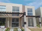 Casa en Venta en Cartagena Condominio El Doral