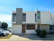 Casa en Venta en Casa Fuerte, Coto Baluarte, Tlajomulco...