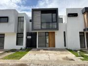 Casa en venta en Casa Fuerte, Tlajomulco de zuñiga