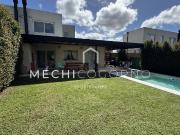 Casa en venta en Casas de Santa Ana, Villa Nueva