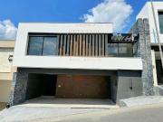Casa en venta en Castaños del Vergel, Cancún, Nuevo León