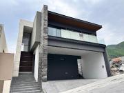 Casa en Venta en Castaños del Vergel, Monterrey NL
