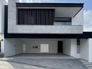 Casa en venta en Castaños del Vergel, Monterrey, Nuevo León