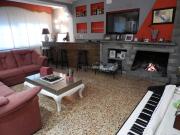 Casa en venta en Castellar del Vallès, Airesol. Casas...