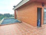 Casa en venta en Castellbisbal. Oportunitat. Parcel·la...