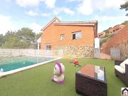 Casa en venta en Castellet i la Gornal. CASA 301 m SEMI...