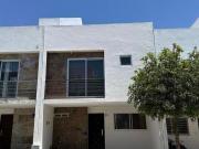 Casa en venta en Cañadas de San Lorenzo – Con roof...