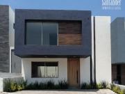 CASA EN VENTA EN CAÑADAS DEL BOSQUE $3,650,000