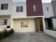 CASA EN VENTA EN CAÑADAS DEL BOSQUE