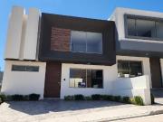 Casa en Venta en Cañadas del Bosque, Tres Marías
