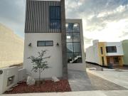 CASA EN VENTA EN CAÑADAS DEL BOSQUE, TRES MARÍAS – CON...