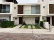 Casa en venta en Cañadas del lago con 3 recámaras y...