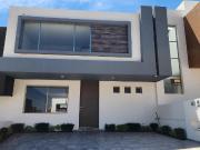 Casa en Venta en Cañadas, Tres Marías Fraccionamiento...