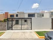 Casa en Venta en Cd. Satélite. Naucalpan de Juárez