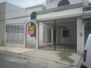 Casa en Venta en Cd. Satélite sobre avenida Acueducto