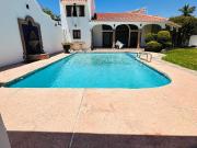 CASA EN VENTA EN CENTENARIO