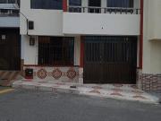 casa en venta en centenario. Cod V5241