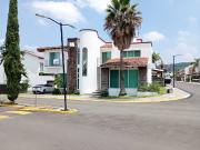 CASA EN VENTA EN CENTRO SUR, 3 RECÁMARAS, CUARTO SERVICIO