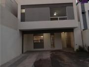 Casa en Venta en Cerradas de Cumbres, Monterrey, Nuevo León