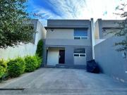 CASA EN VENTA EN CERRADAS DE CUMBRES MTY N.L