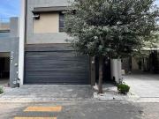 Casa en Venta en Cerradas de Cumbres, Sector Pitaya