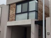 Casa en Venta en Cerradas de Rinconada Cluster 3...