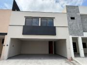 Casa en venta en Cerradas de Rinconada III – Apodaca, N.L Casa en venta en Cerradas de Rinconada III – Apodaca, N.L