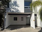 Casa en venta en Cerradas de Valle Alto Residencial,...